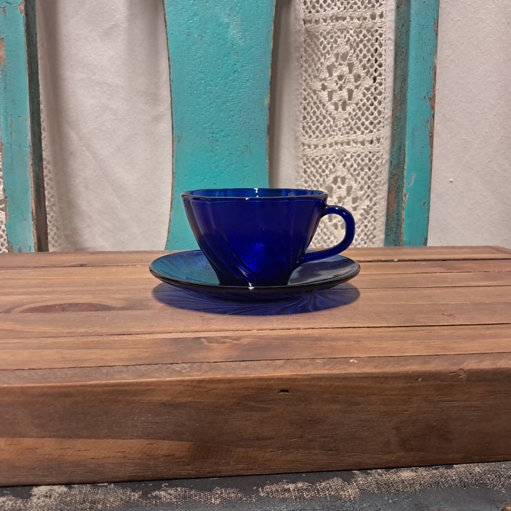 Duralex Cobalt Blue Spiral Glass Teacup And Saucer - Picture 3 of 7